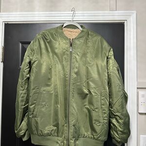 olive green bomber jacket with a sherpa lining Sz Small-medium